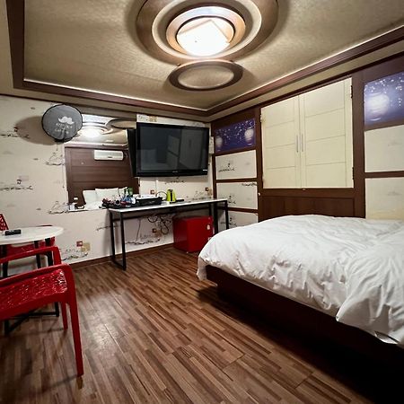 Picasso Motel Seoul Exterior foto