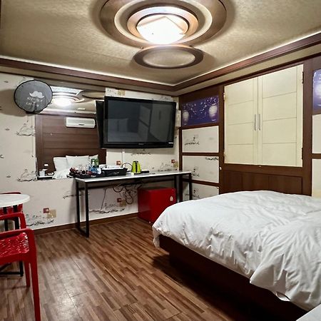 Picasso Motel Seoul Exterior foto